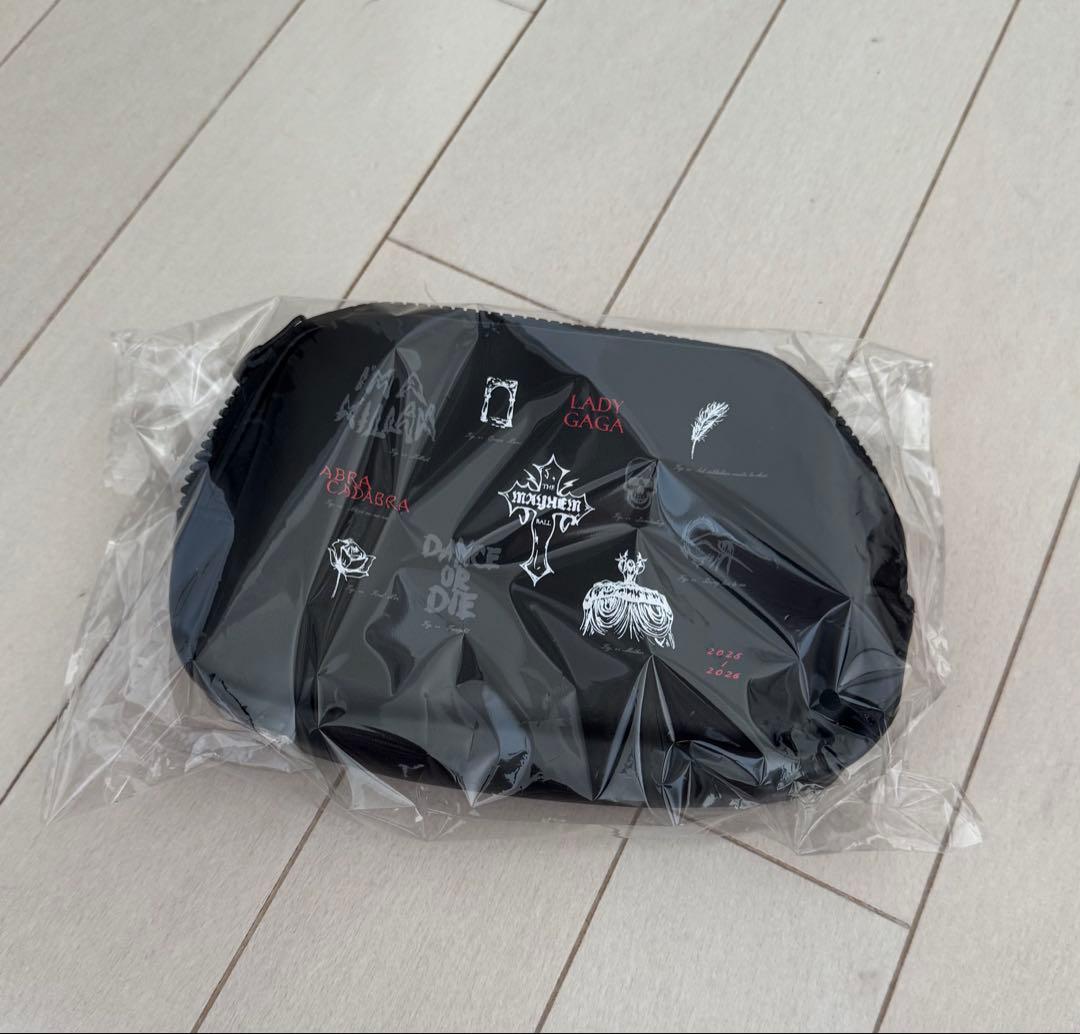 新品・本物【LADY GAGA VIP GOLD】グッズ セット