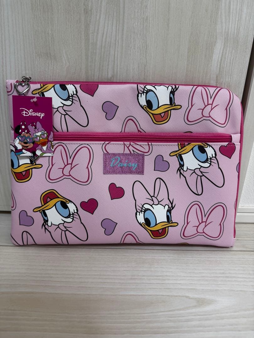 PLAZA限定品　ディズニーガジェットケース Ｍサイズ デイジーダック　新品