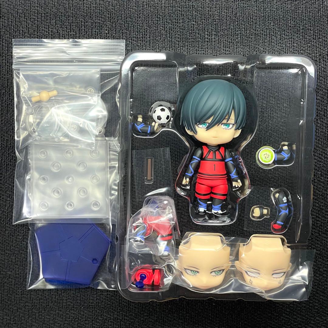 ブルロ ねんどろいど 凛