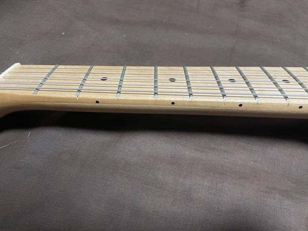 キッズギター　ミニエレキギター　ストラトキャスター　トラベルギタープレイテック