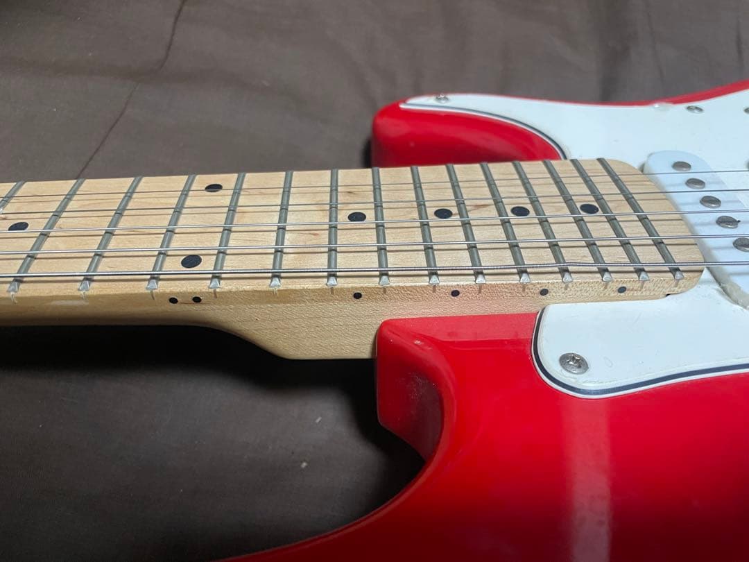 キッズギター　ミニエレキギター　ストラトキャスター　トラベルギタープレイテック