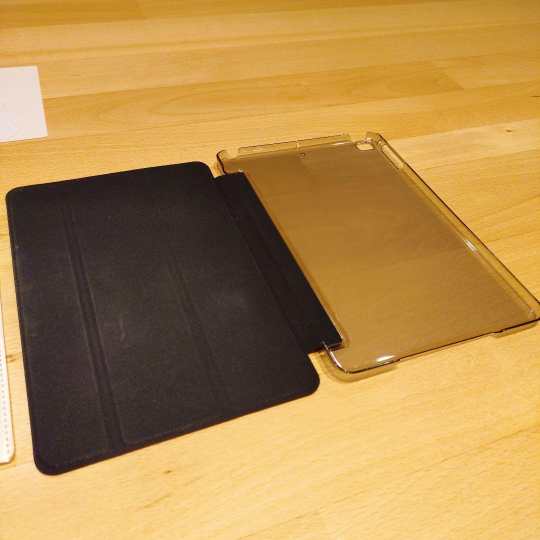 Apple iPad mini 4世代　7.9インチ シルバー 本体