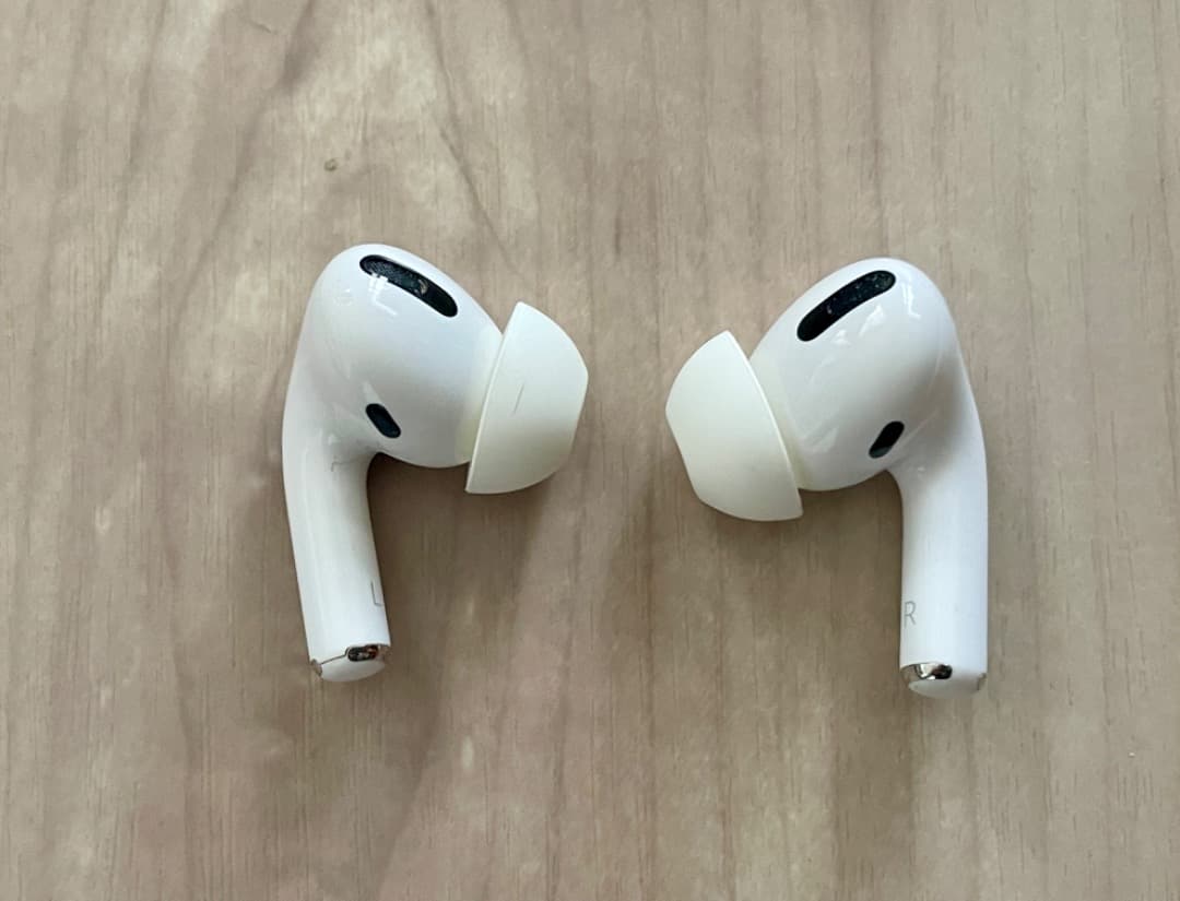 Air Pods Pro 第一世代　別売ケースおまけ付き