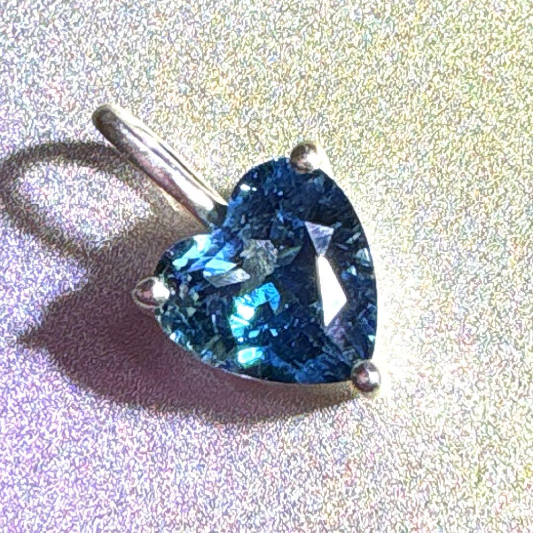 宝石質　ロンドンブルートパーズ　ハートペンダント