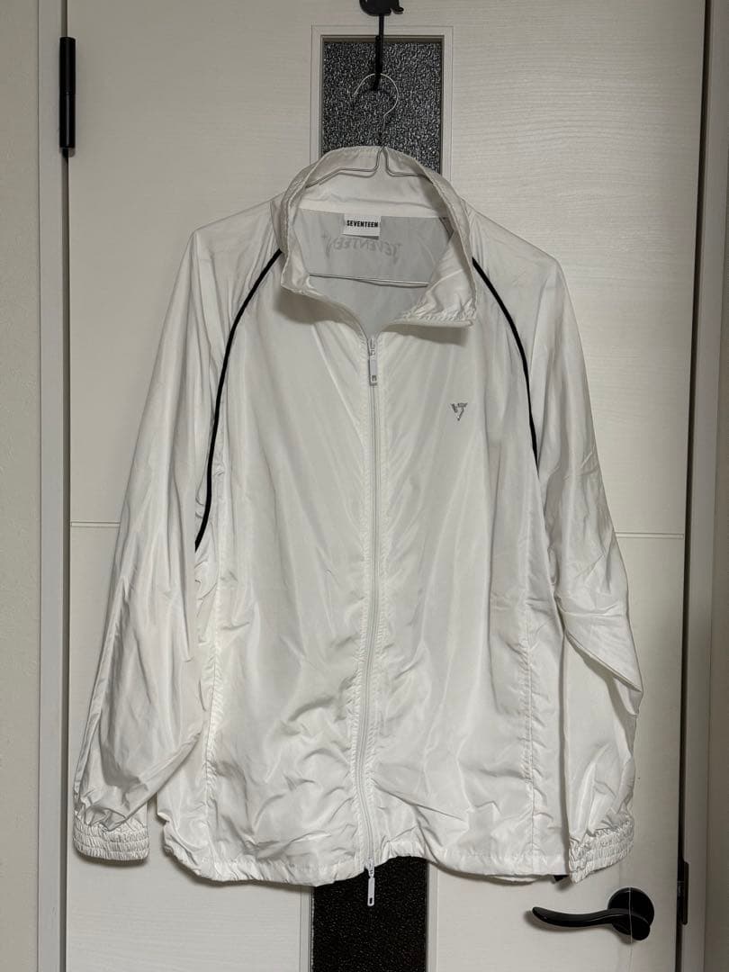 SEVENTEEN follow again UVカットジャケット Lサイズ
