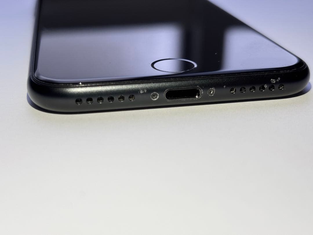 iPhoneSE(第2世代)64GB simロックなし