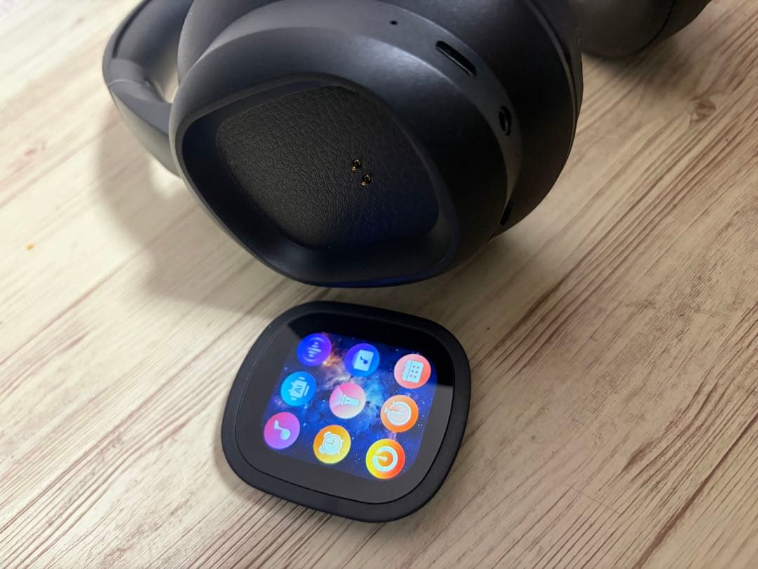 ワイヤレスヘッドホン ブラック 液晶ディスプレイ搭載