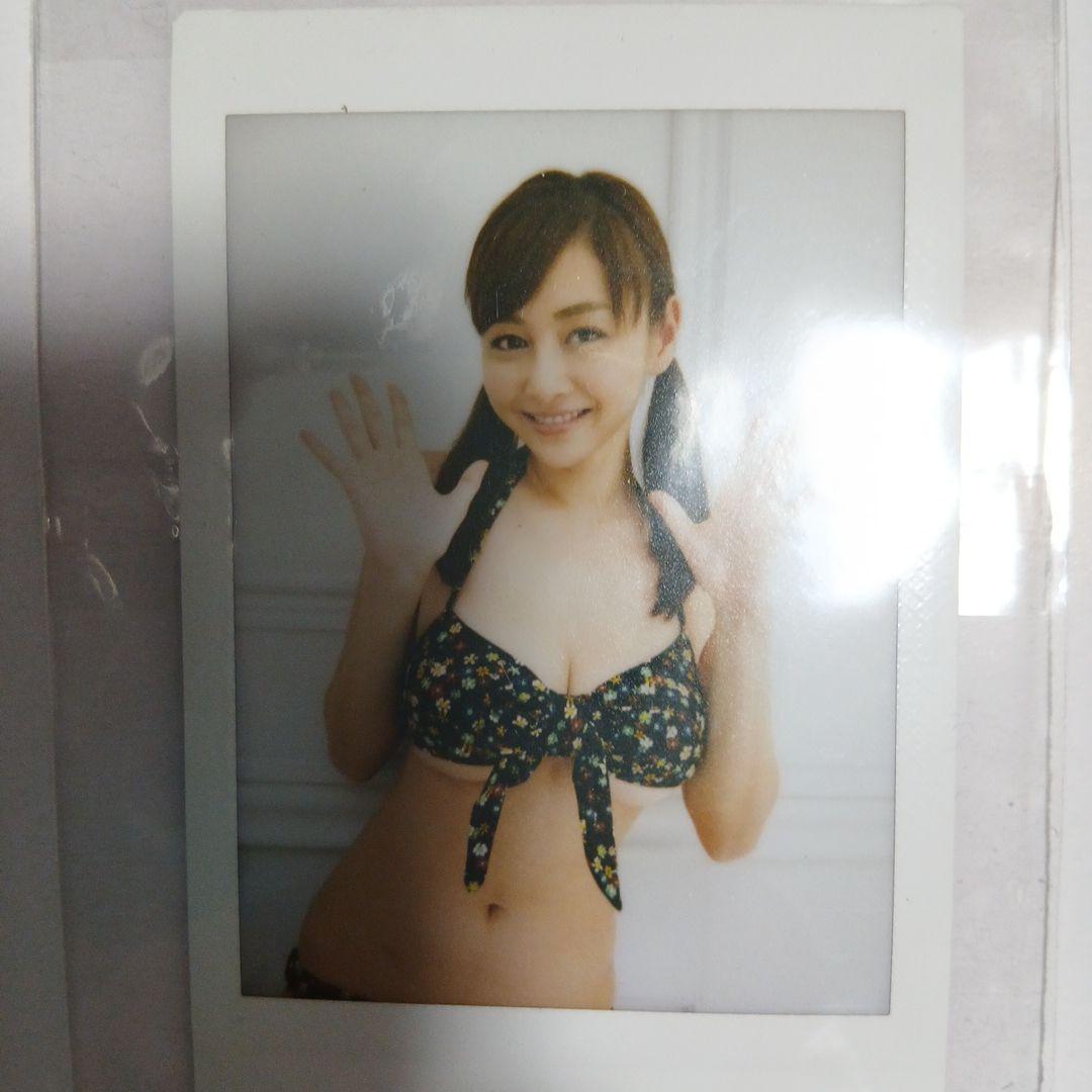 杉原杏璃　チェキ　水着風ブラウスのポラロイド写真