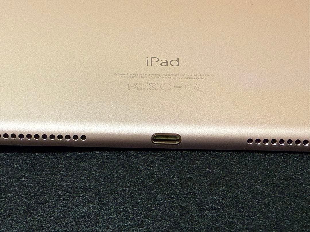 美品　iPad proローズゴールド 9.7インチ 本体のみ
