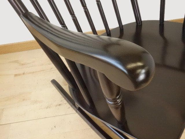 木製　ロッキングチェアー（黒色系）　再塗装済　ＵＳＥＤ