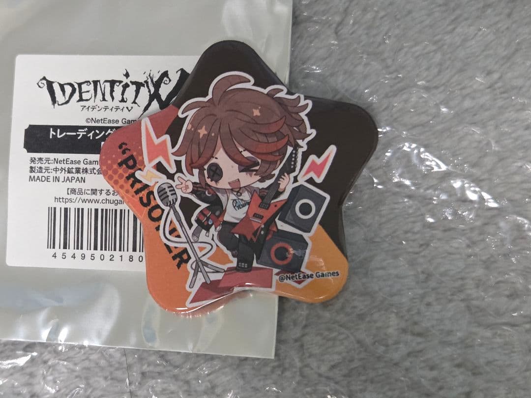 第五人格　囚人　バッジ　アクリルスタンド　セット