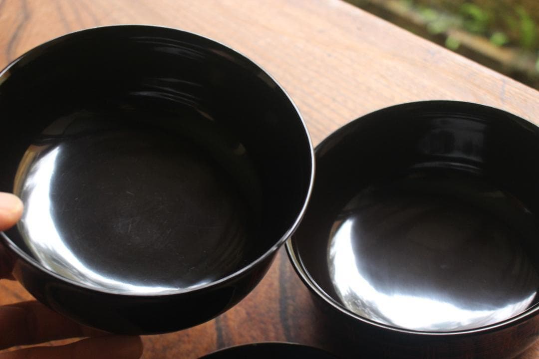 時代逸品！時代黒漆に風情ある朱漆菊文の映える煮物椀2点（検輪島塗雑煮椀漆器吉野塗