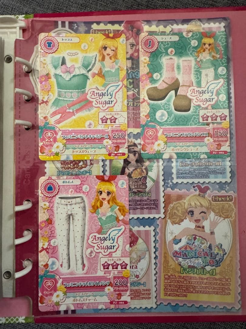 アイカツ！初期　希少レアバインダーandカード80枚入り