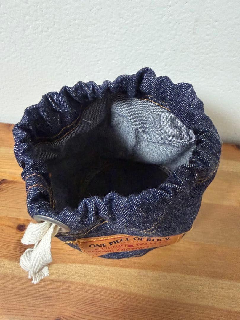 ONE PIECE OF ROCK（ワンピースオブロック）デニム巾着ポーチ