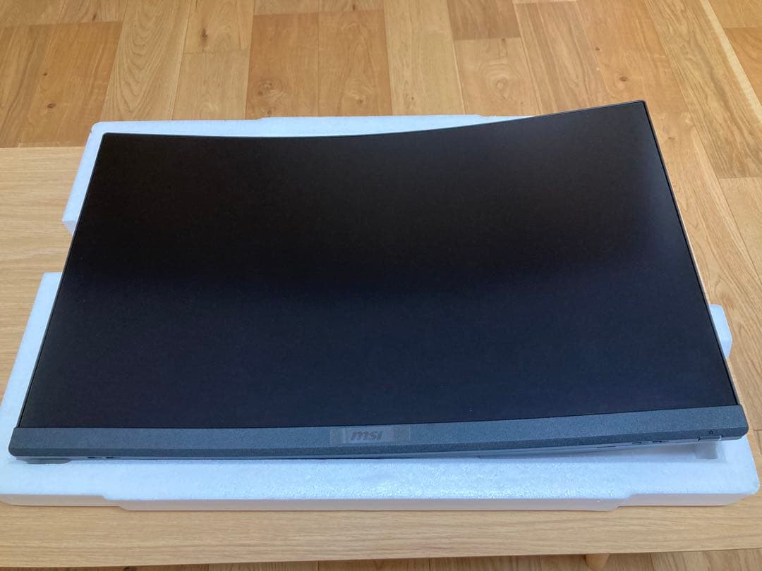 MSI Optix G27C7 27インチ ゲーミングモニター