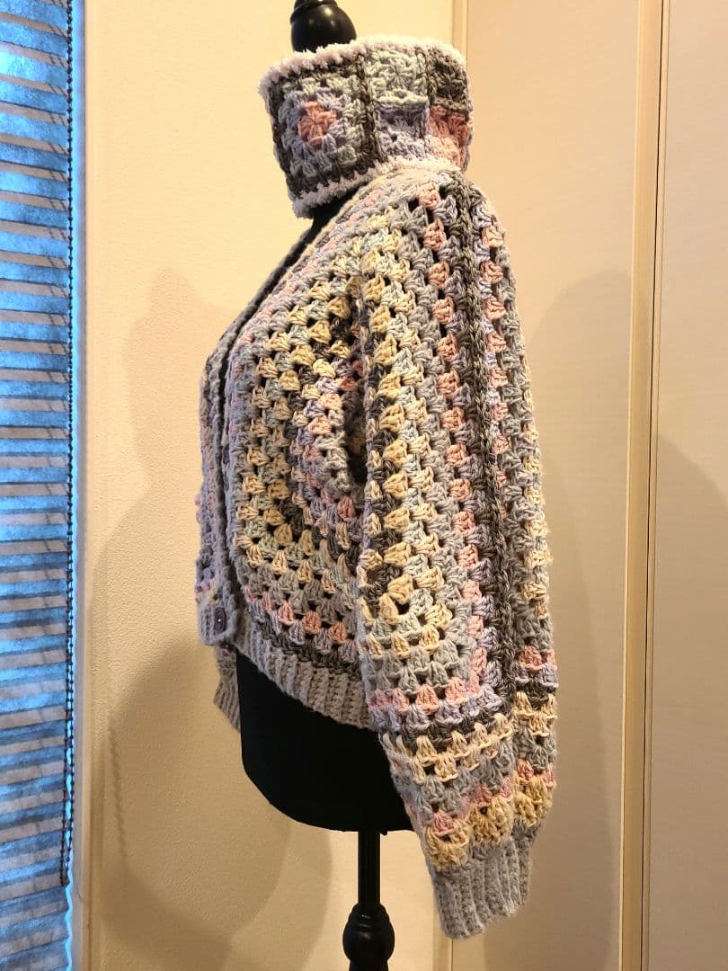 ゆき様　グラニースクエアデザイン スヌードとカーデガンのセット