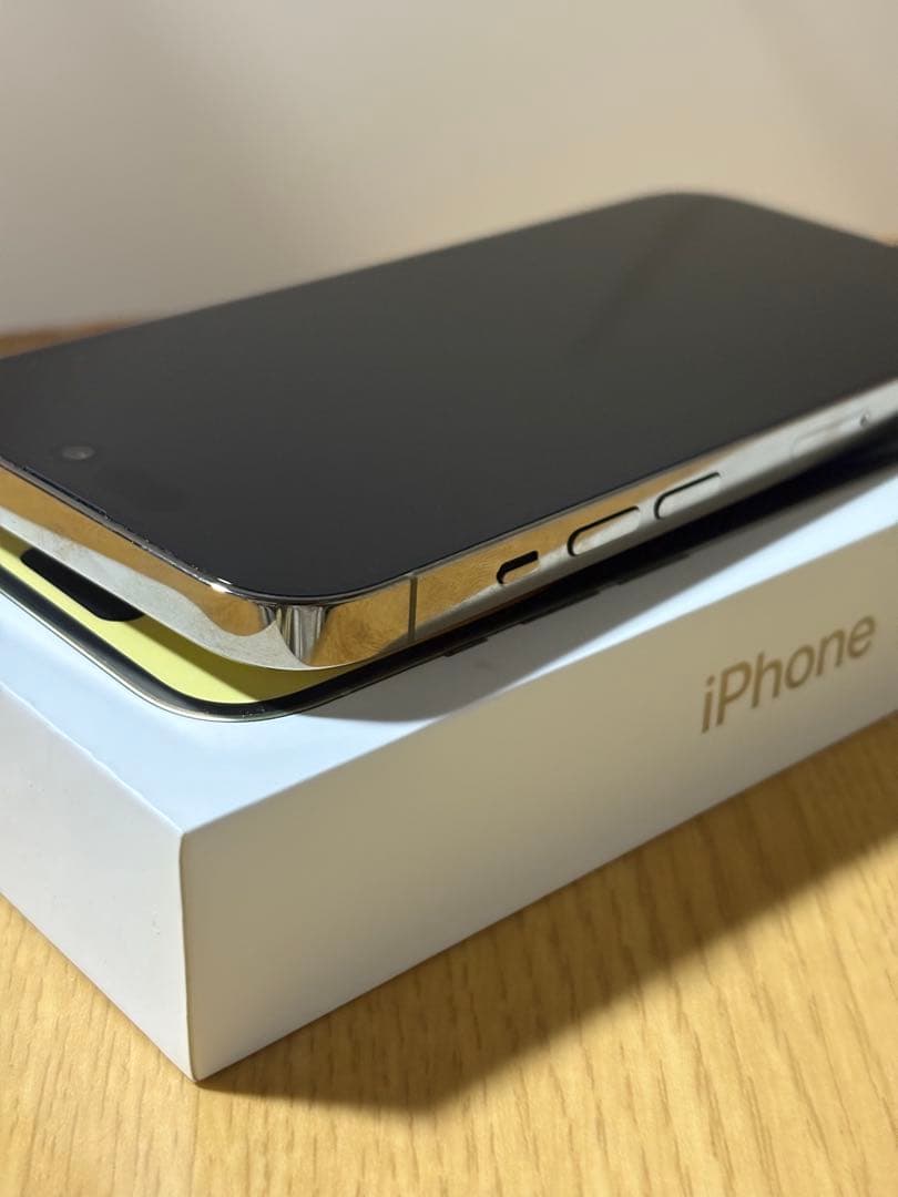 【美品　箱付き】iPhone 14pro 256GB シムフリー