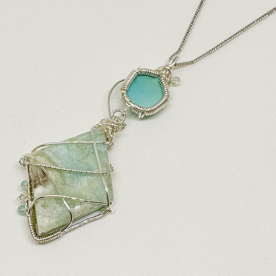 カリビアンブルー・カルサイトとターコイズ のワイヤージュエリー