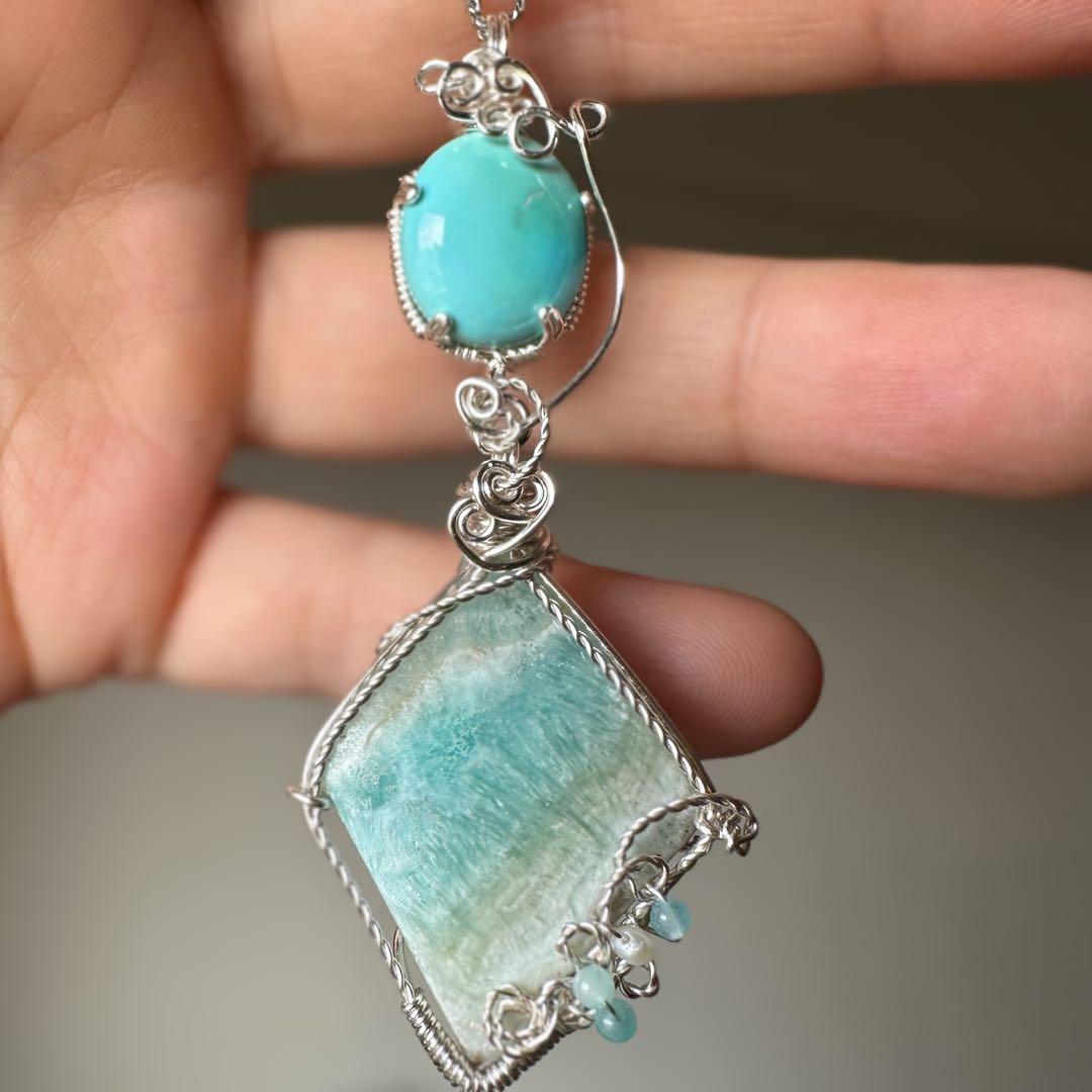 カリビアンブルー・カルサイトとターコイズ のワイヤージュエリー