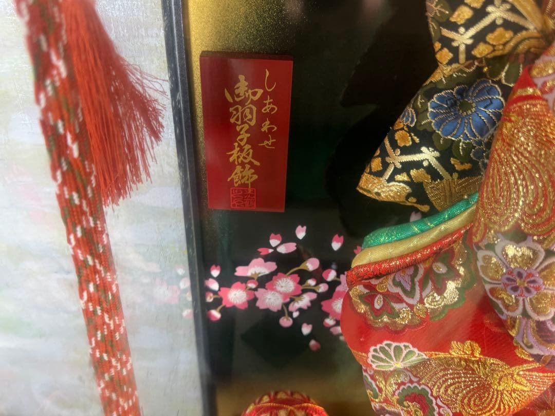 羽子板ガラスケース入り　オルゴール付き