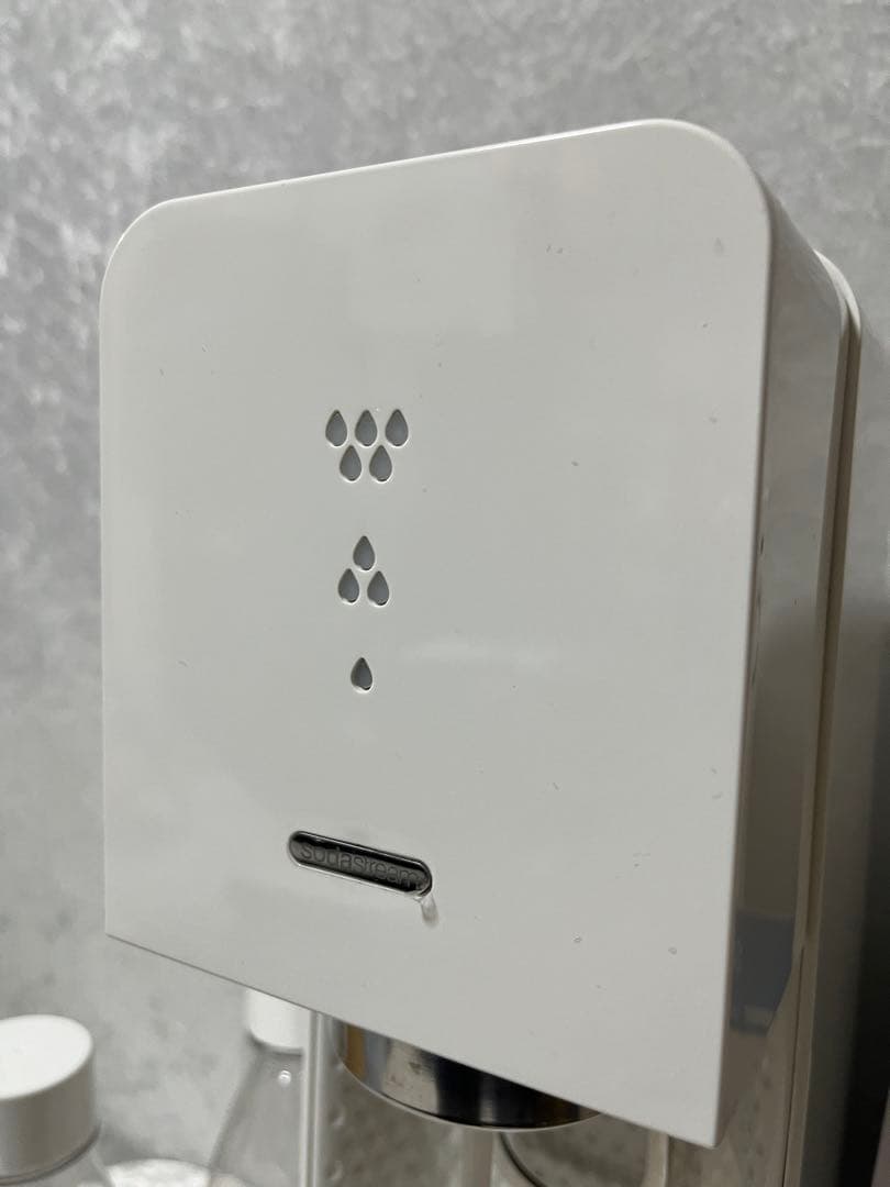 SodaStream Source v3 ガスシリンダー付き 炭酸水メーカー
