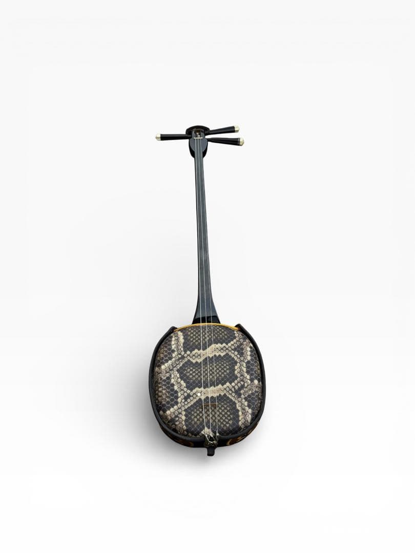 美品　沖縄三線 入門用 初心者向け 人工皮 合皮 三味線 琉球和楽器