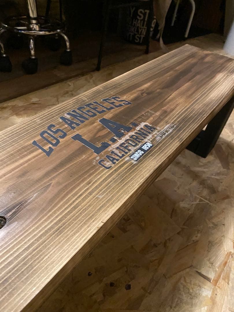 テレビ台　チェアー　飾り棚　アメリカン