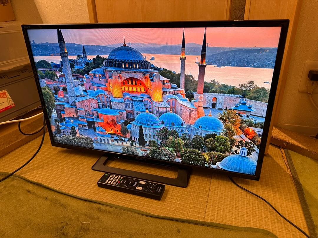 SONY ソニー　液晶テレビ　KJ-32W500E　23年製　未使用近超極美品！
