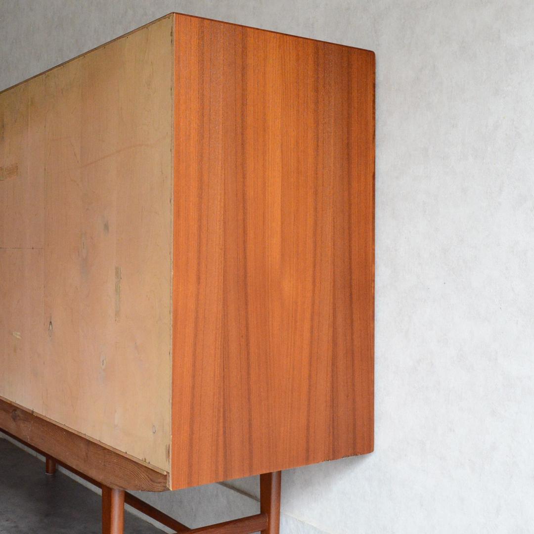 デンマーク 北欧ヴィンテージ チーク ローズウッド サイドボード キャビネット