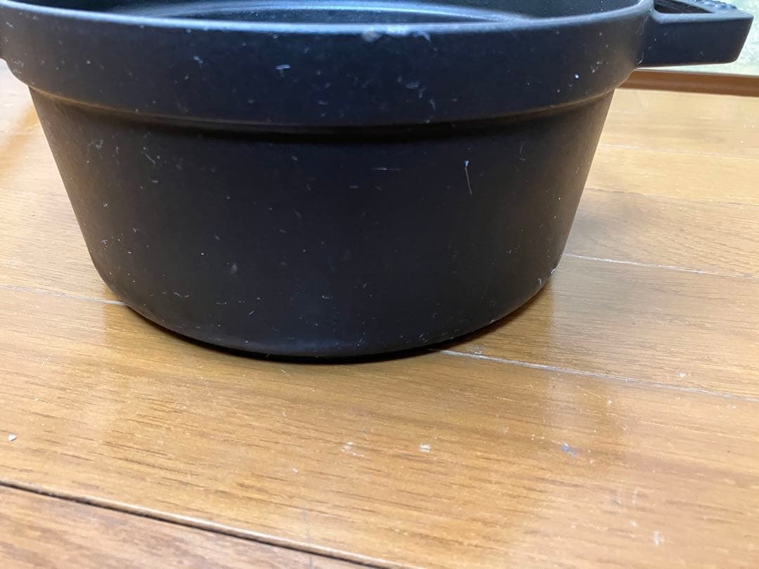 ストウブ  ココット　ラウンド　20cm 黒