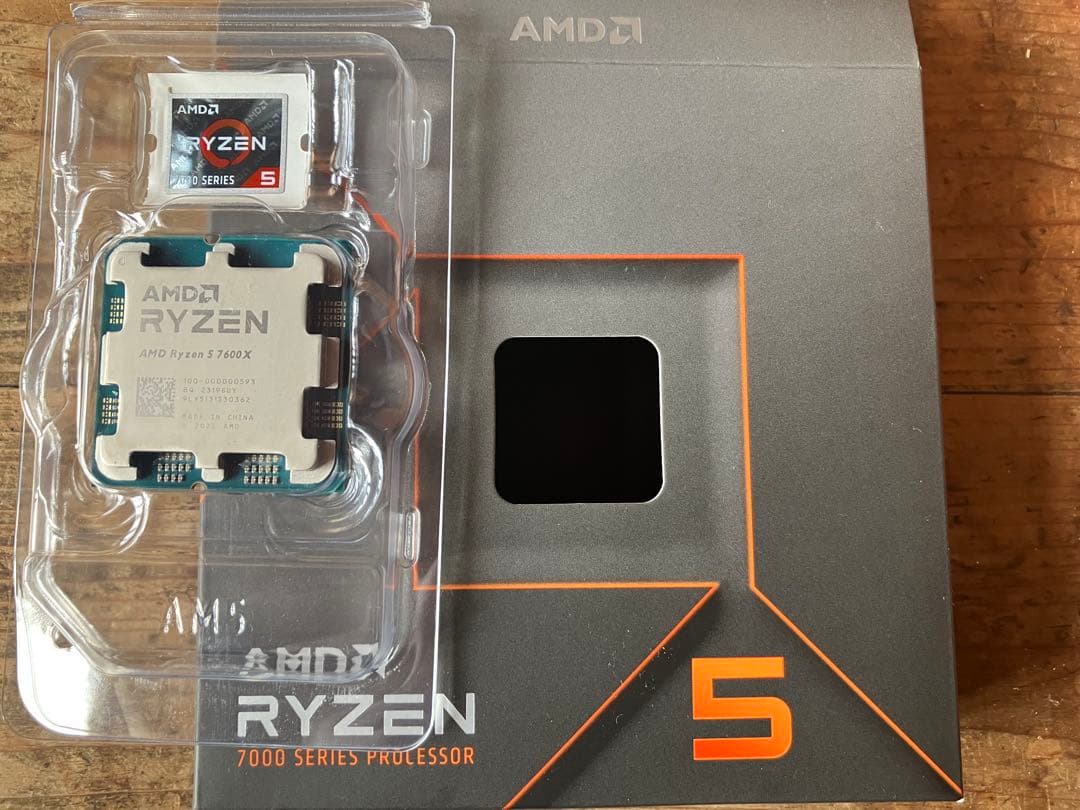 CPU AMD Ryzen 5 7600X