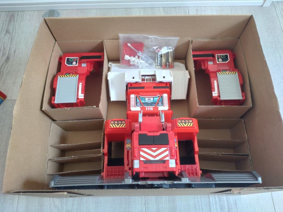 トミカタウン変形出動ビッグファイヤー＆コマンドステーション トミカ14台他セット