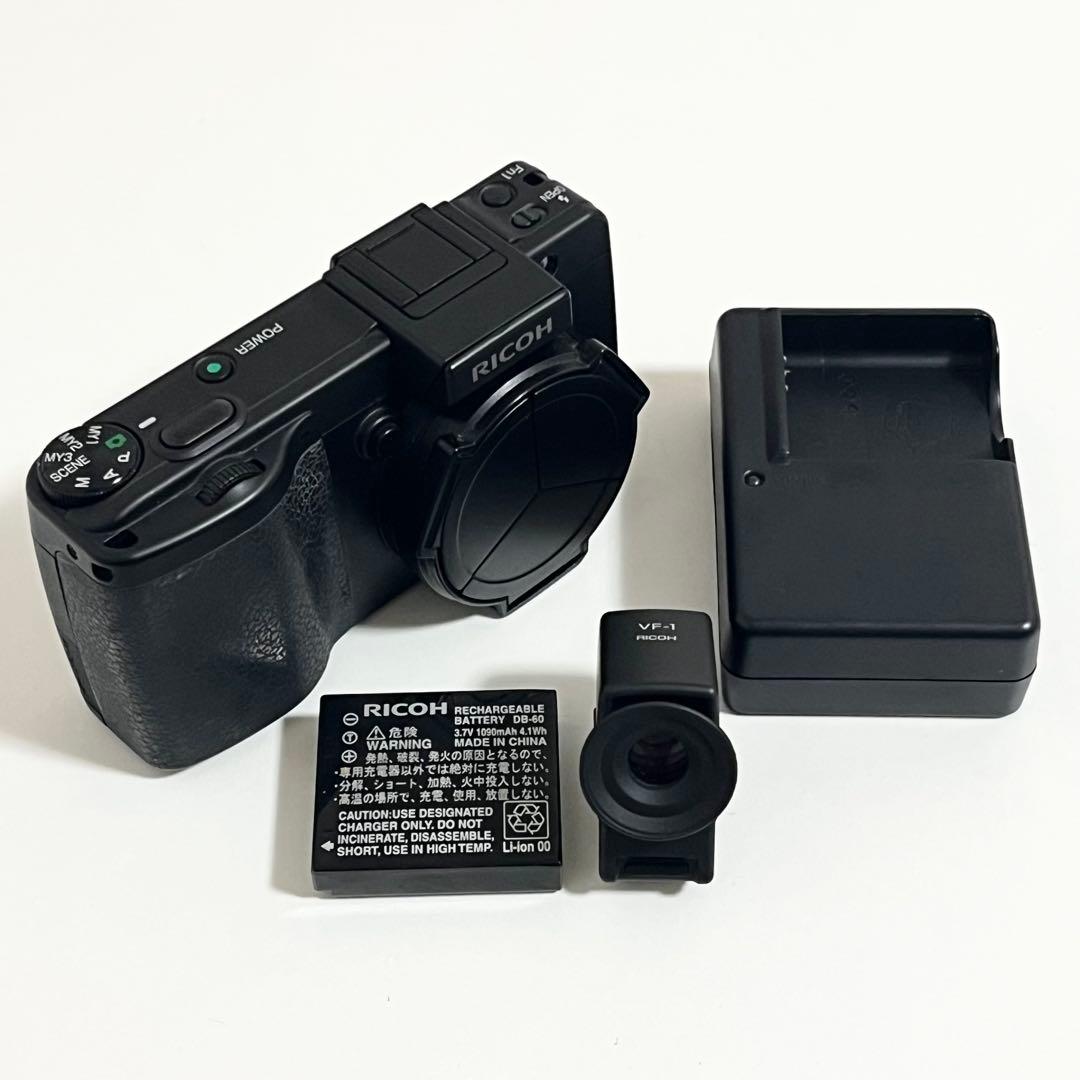 デジタルカメラ RICOH GX200