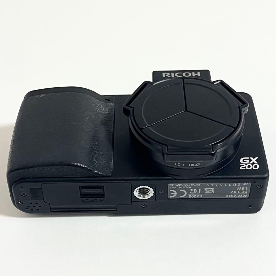 デジタルカメラ RICOH GX200