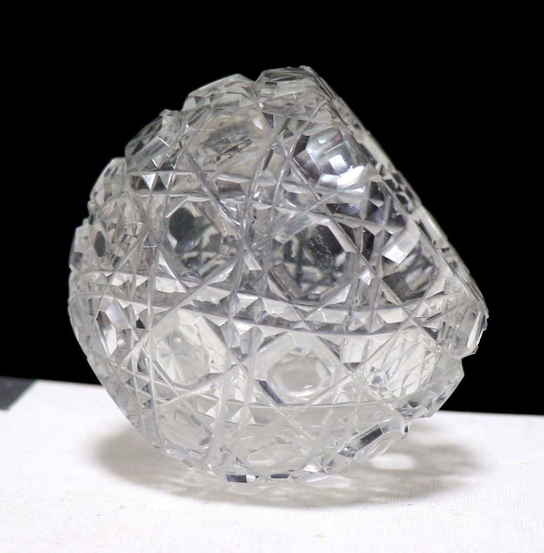 オールド・バカラ 激レアサイズ 丸型 ミニチュール 切子花瓶 壺 置物 オブジェ