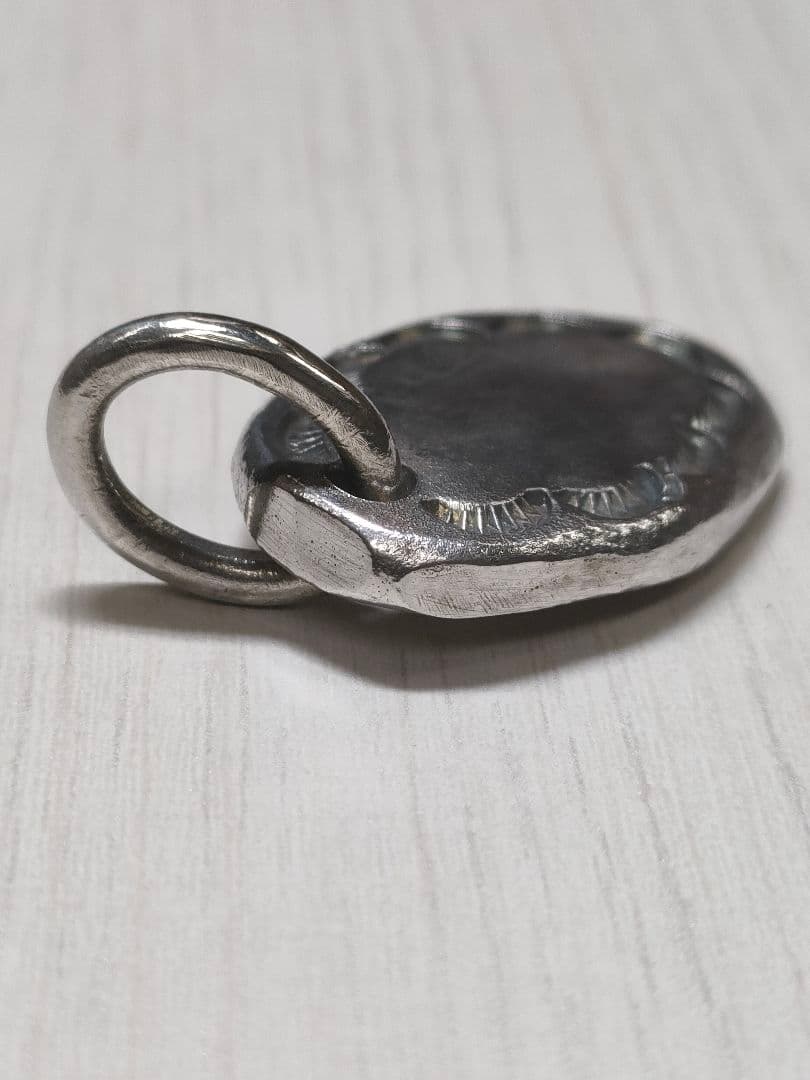 シルバー925製ナバホスタンプオーバルペンダント　22✕19㌢　16.3㌘