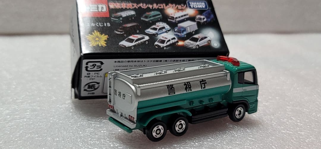 【 全国送料無料 】未使用！ クオン パトカー 警視庁 「 トミカ 」
