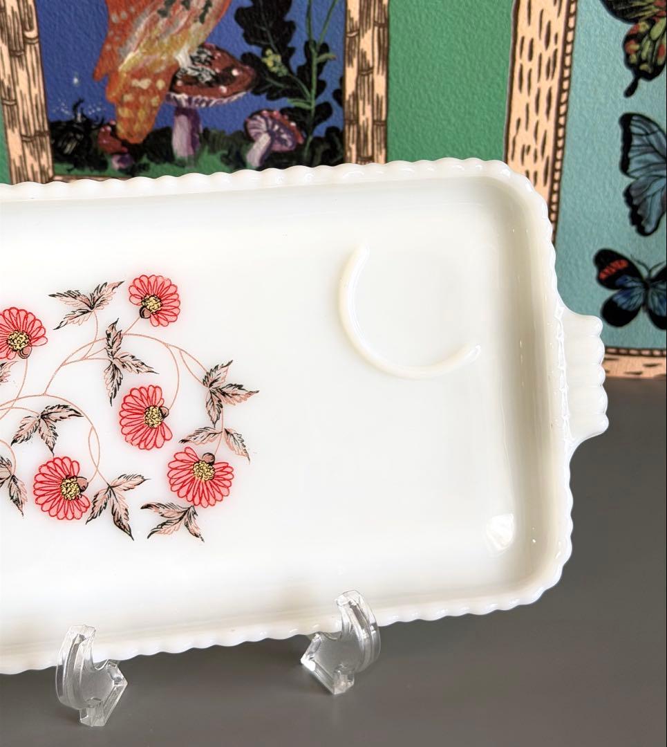 美品　Fire-King フルーレット　スナックセット　2セット　ミルクガラス