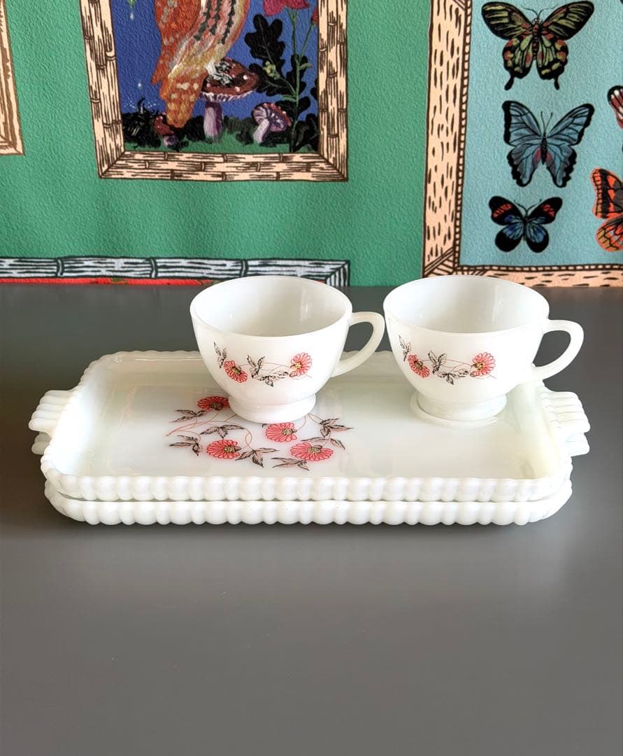 美品　Fire-King フルーレット　スナックセット　2セット　ミルクガラス