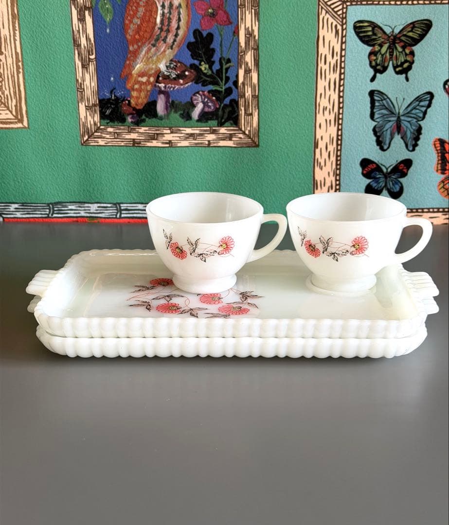 美品　Fire-King フルーレット　スナックセット　2セット　ミルクガラス