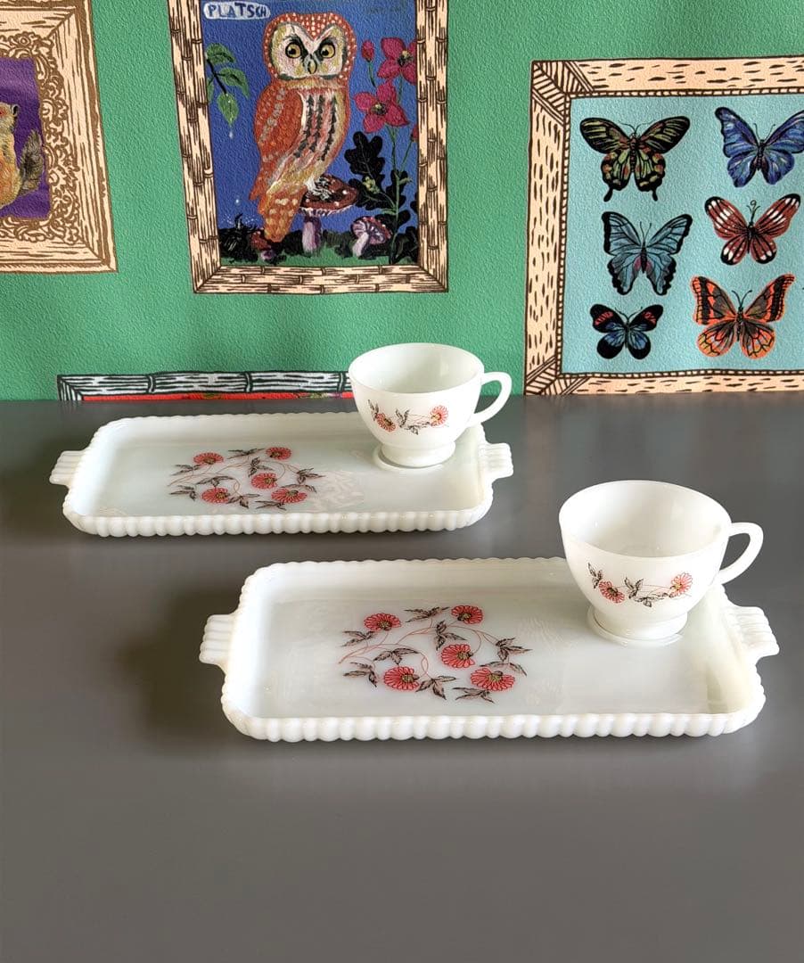 美品　Fire-King フルーレット　スナックセット　2セット　ミルクガラス