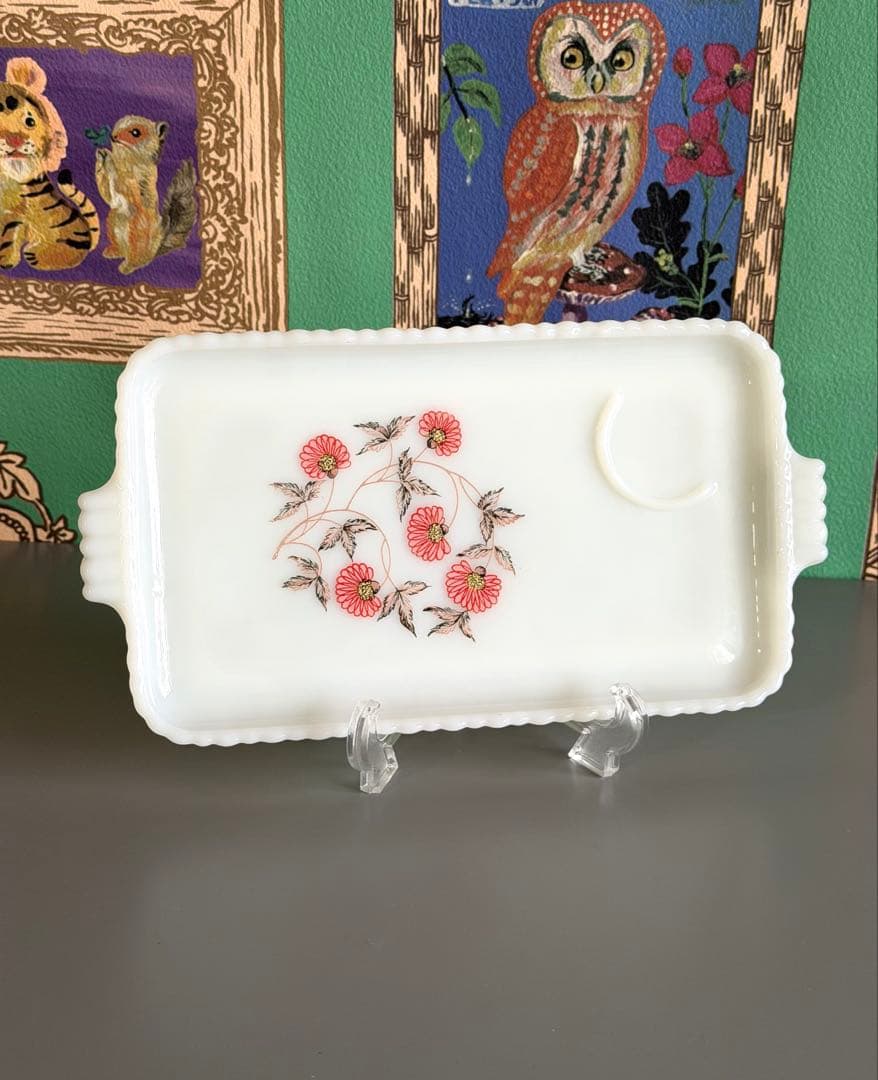 美品　Fire-King フルーレット　スナックセット　2セット　ミルクガラス