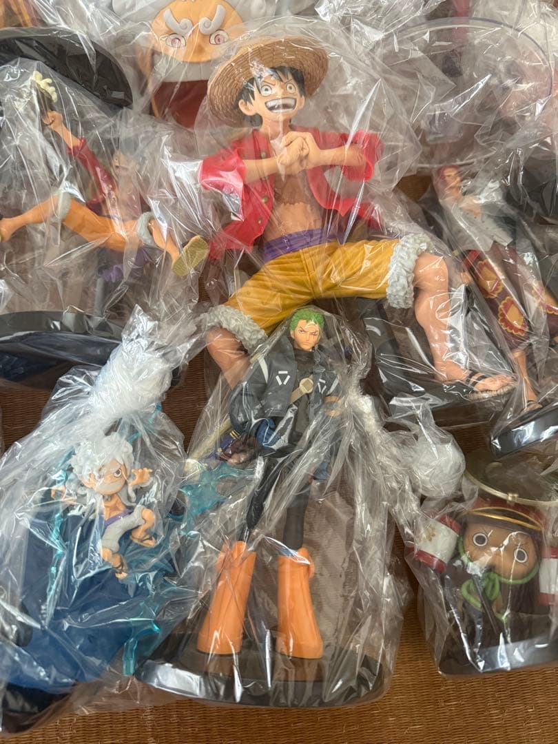 ワンピース　フィギュア　まとめ売り　19点