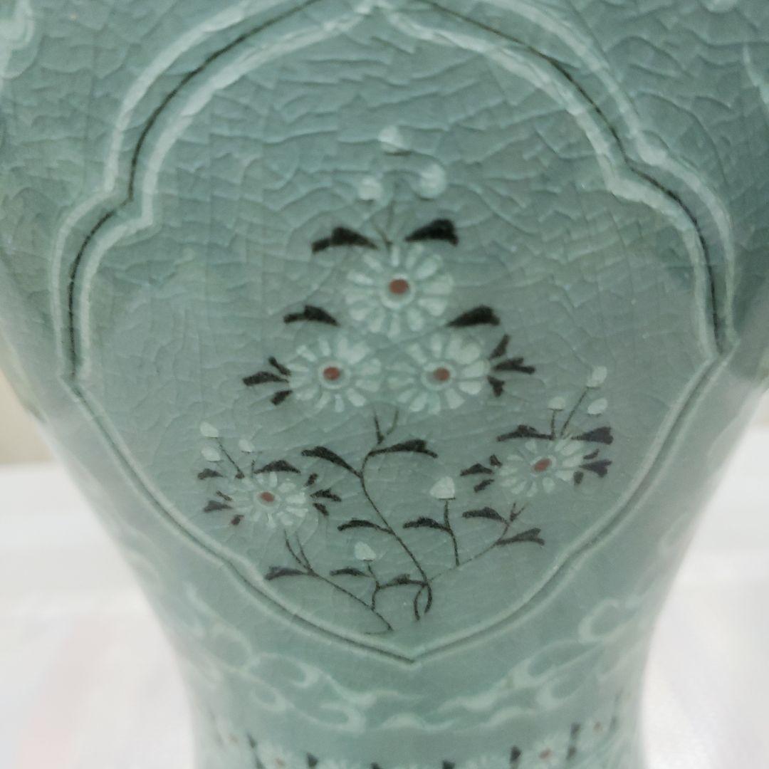 蔵出し特価　緑色陶器　花瓶作家物26cm直径15cm重さ約1,4kg