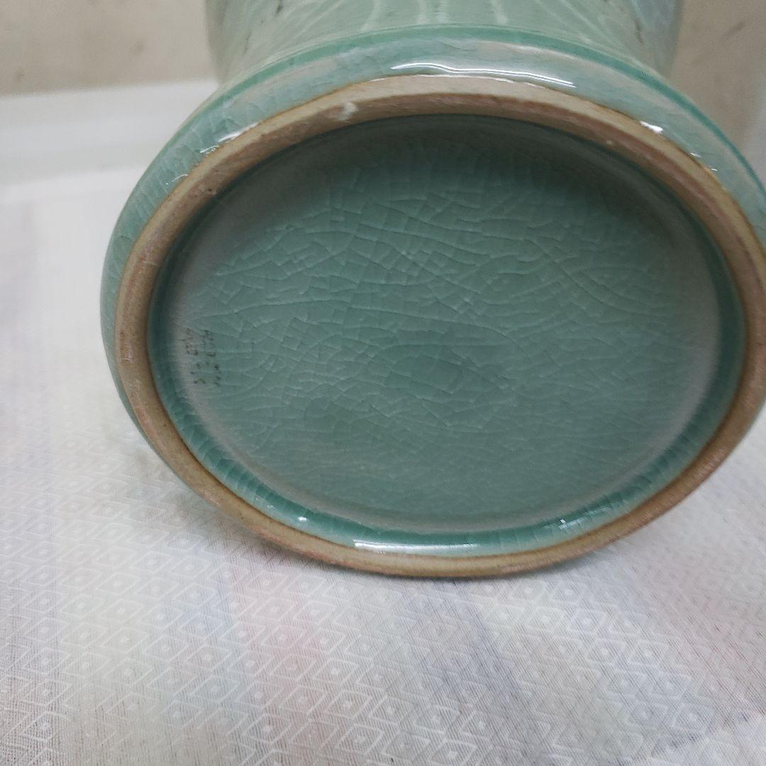 蔵出し特価　緑色陶器　花瓶作家物26cm直径15cm重さ約1,4kg