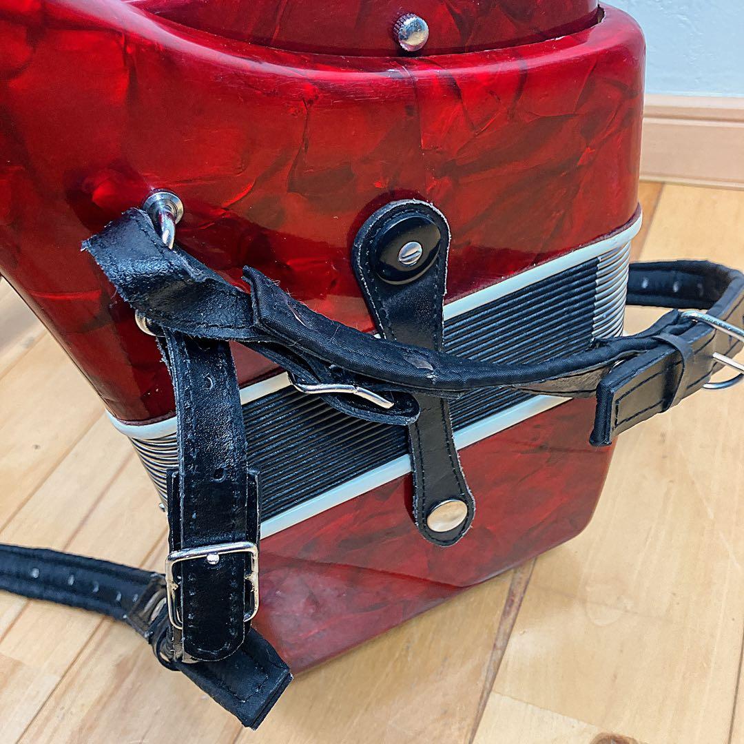 美品 BAILE アコーディオン 30鍵 24ベース 赤 ケース付