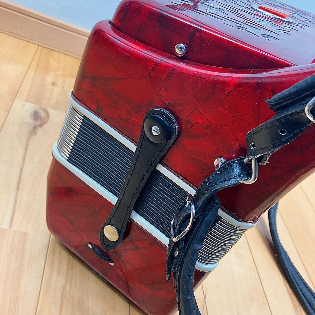 美品 BAILE アコーディオン 30鍵 24ベース 赤 ケース付