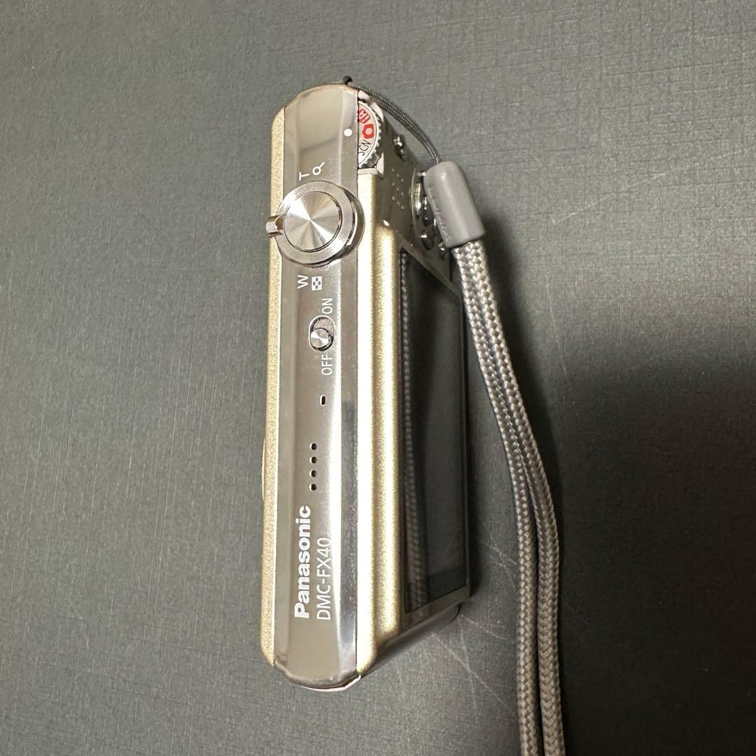 Panasonic LUMIX DMC-FX40 ゴールド
