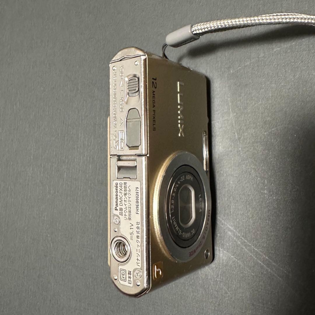 Panasonic LUMIX DMC-FX40 ゴールド