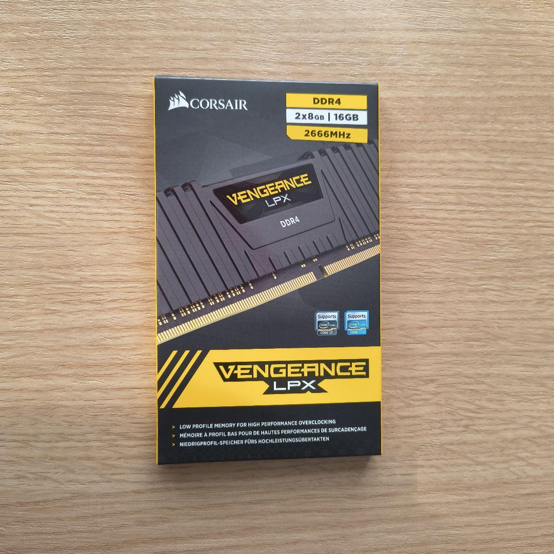 メモリー CORSAIR VENGEANCE LPX DDR4 16GB 2666MHz